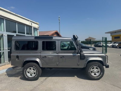 Land Rover Defender 110 2.4 TD4 Station Wagon SE (4)