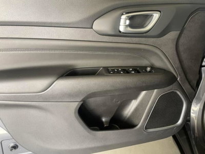 Jeep Compass 1.6 Multijet II 2WD Limited (14)