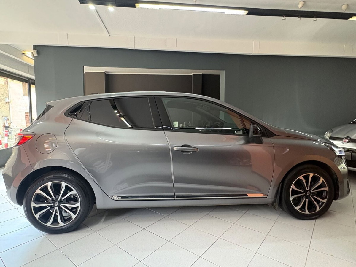 Renault Clio TCe 100 CV GPL 5 porte Techno (8)