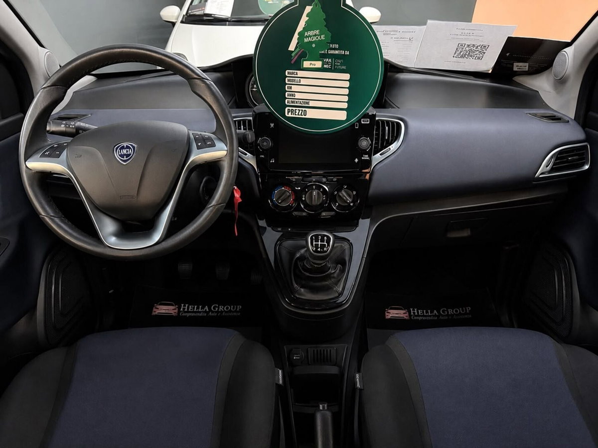Lancia Ypsilon 1.2 69 CV 5 porte GPL Gold Plus (10)