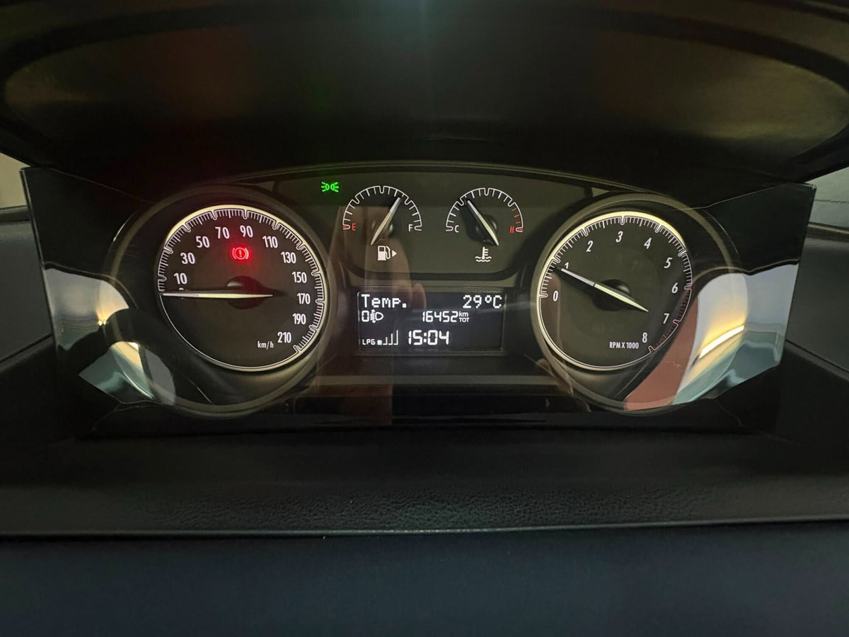 Lancia Ypsilon 1.2 69 CV 5 porte GPL Gold Plus (19)