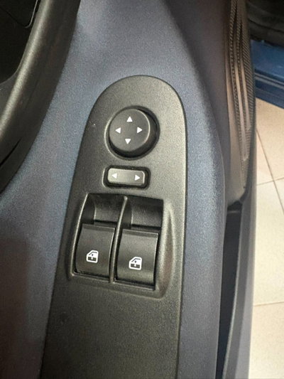 Lancia Ypsilon 1.2 69 CV 5 porte GPL Gold Plus (20)