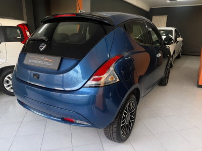 Lancia Ypsilon 1.2 69 CV 5 porte GPL Gold Plus (7)