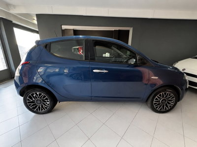 Lancia Ypsilon 1.2 69 CV 5 porte GPL Gold Plus (8)