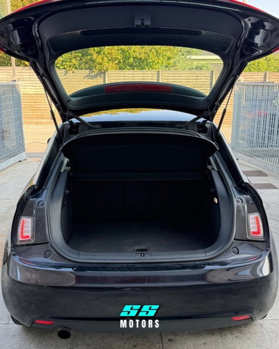 Audi A1 1.6 TDI Attraction (10)