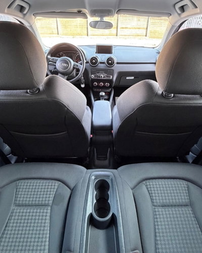 Audi A1 1.6 TDI Attraction (11)