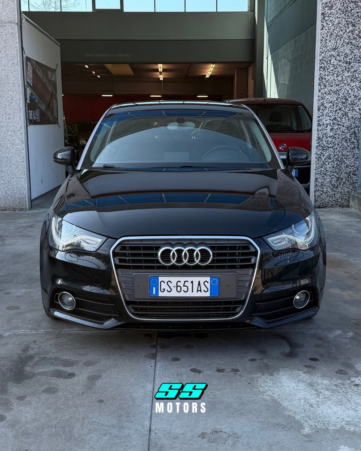 Audi A1 1.6 TDI Attraction (2)