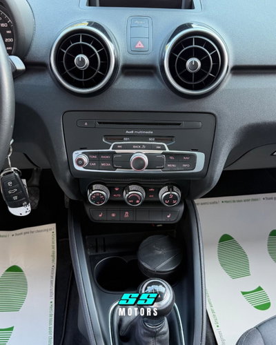 Audi A1 1.6 TDI Attraction (9)