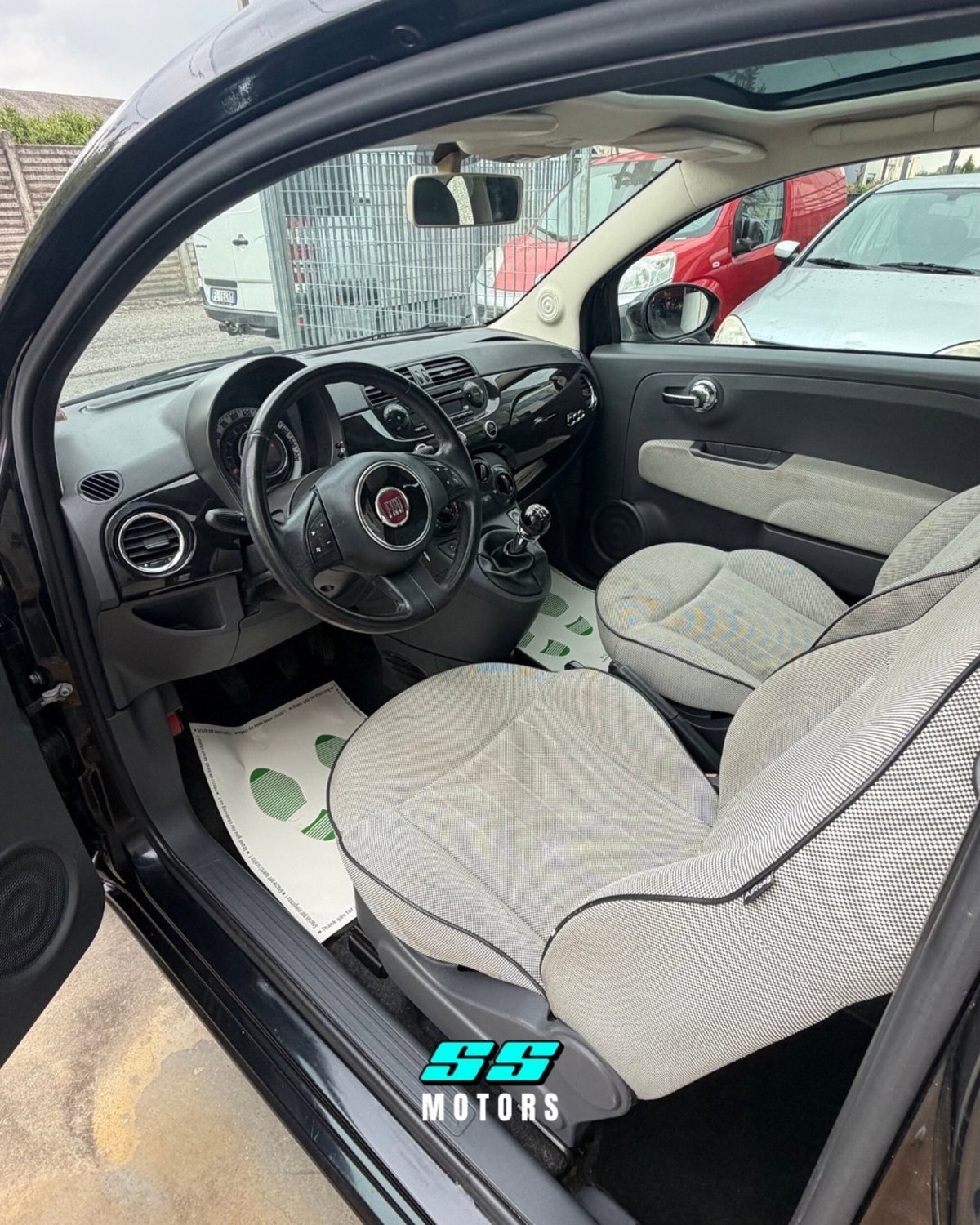 Fiat 500 1.2 Lounge (8)
