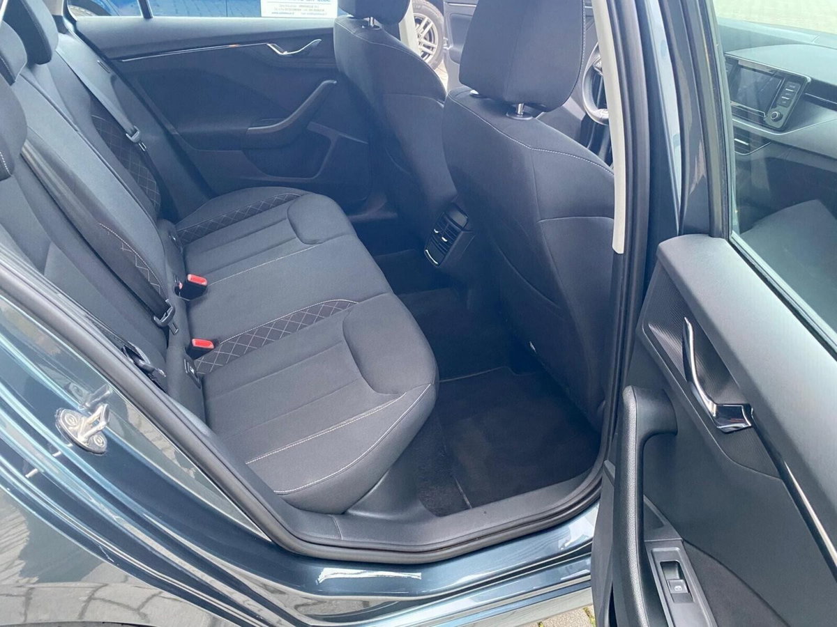 Skoda Kamiq 1.0 G-Tec Ambition (12)