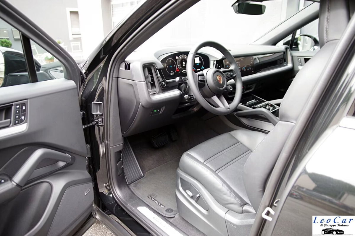 Porsche Cayenne Coupé 3.0 tiptronic (10)