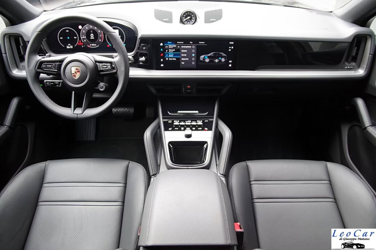 Porsche Cayenne Coupé 3.0 tiptronic (9)