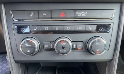 SEAT Leon 1.5 TGI 5p. Style (5)