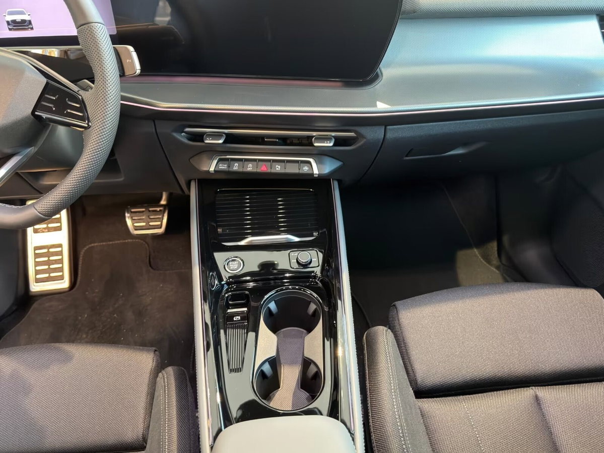 Audi Q3 Sportback 35 TDI quattro S tronic S line edition (14)