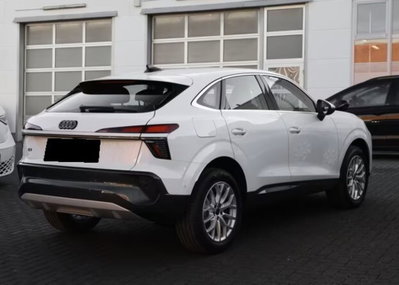 Audi Q3 Sportback Sportback 35 1.5 tfsi s-tronic (3)
