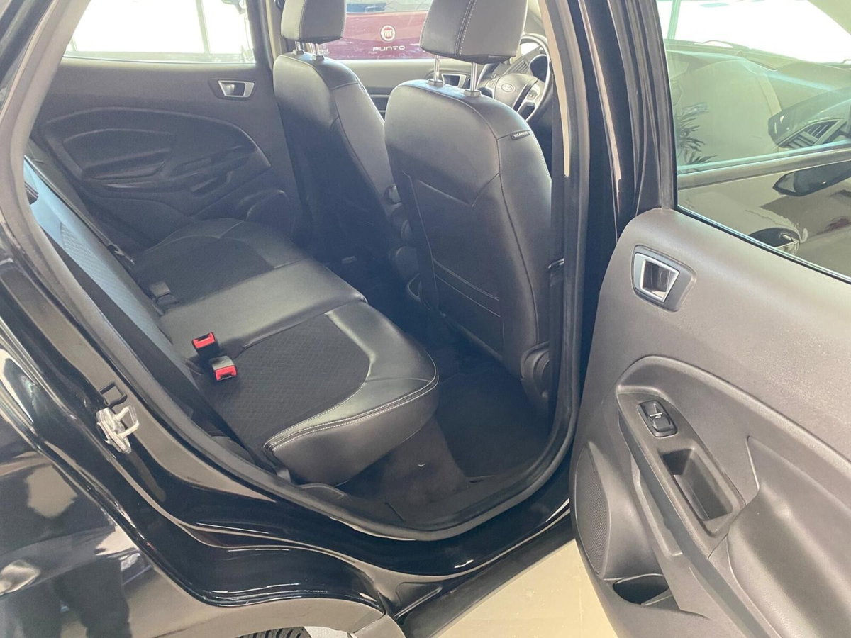 Ford EcoSport 1.0 EcoBoost 125 CV Titanium (12)
