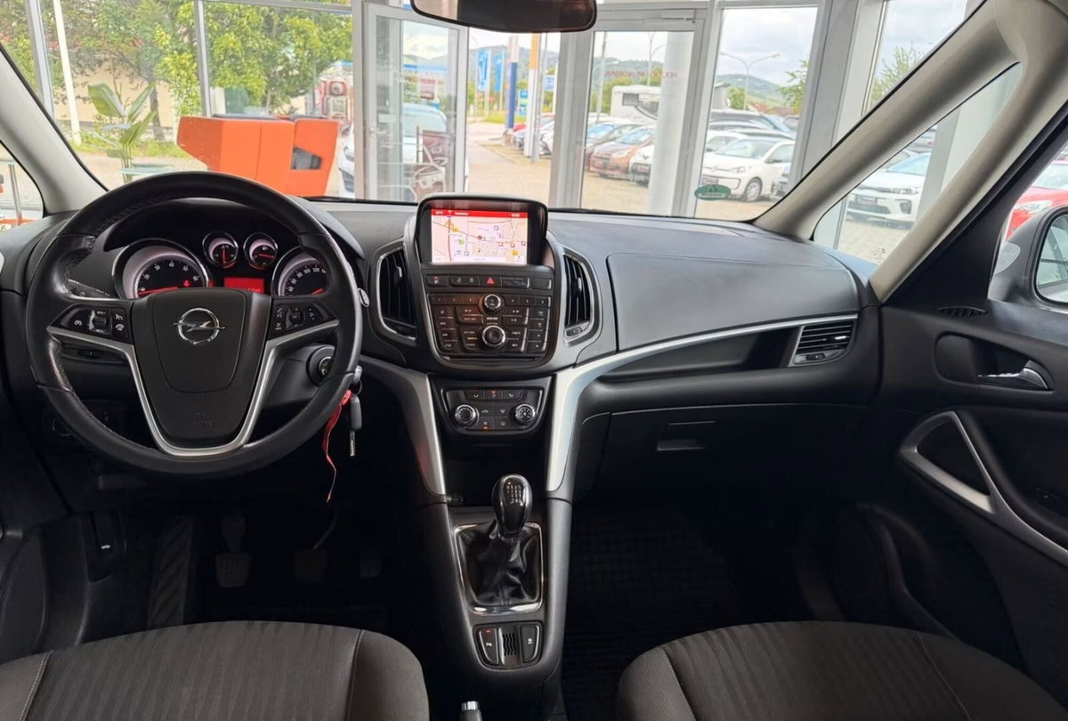 Opel Zafira Tourer 1.6 Turbo EcoM 150CV Cosmo (12)