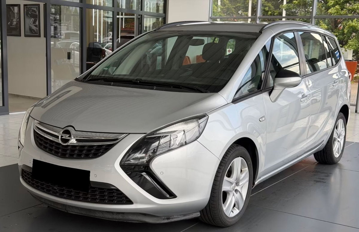 Opel Zafira Tourer 1.6 Turbo EcoM 150CV Cosmo (5)