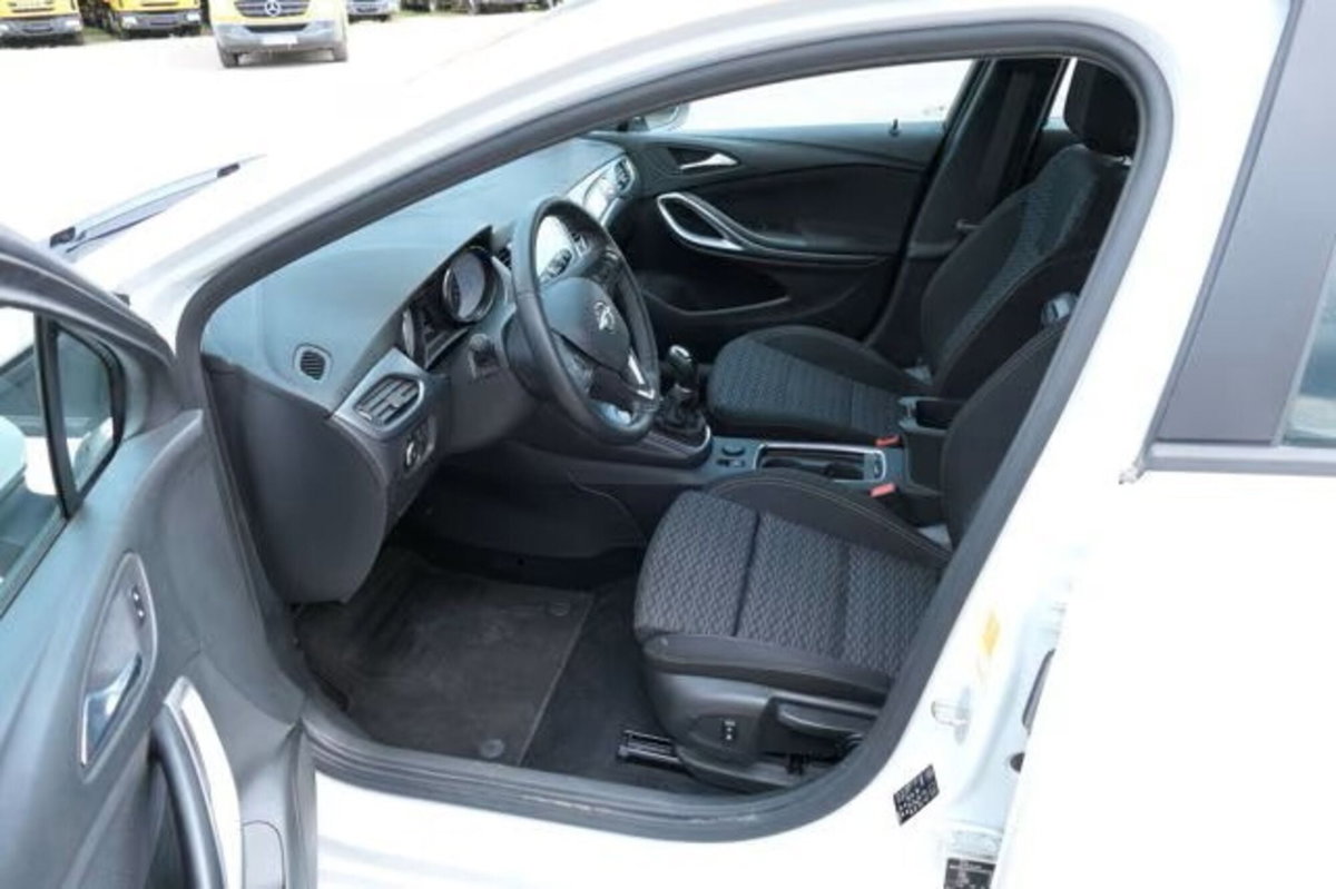 Opel Astra Station Wagon 1.4 Turbo 110CV EcoM Sports Dynamic (14)