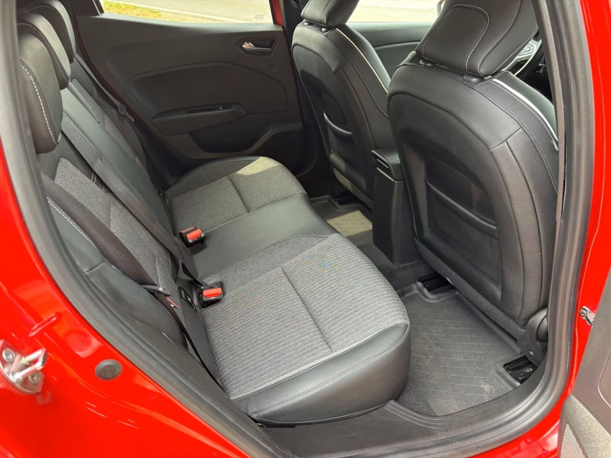 Renault Clio TCe 100 CV GPL 5 porte Intens (18)