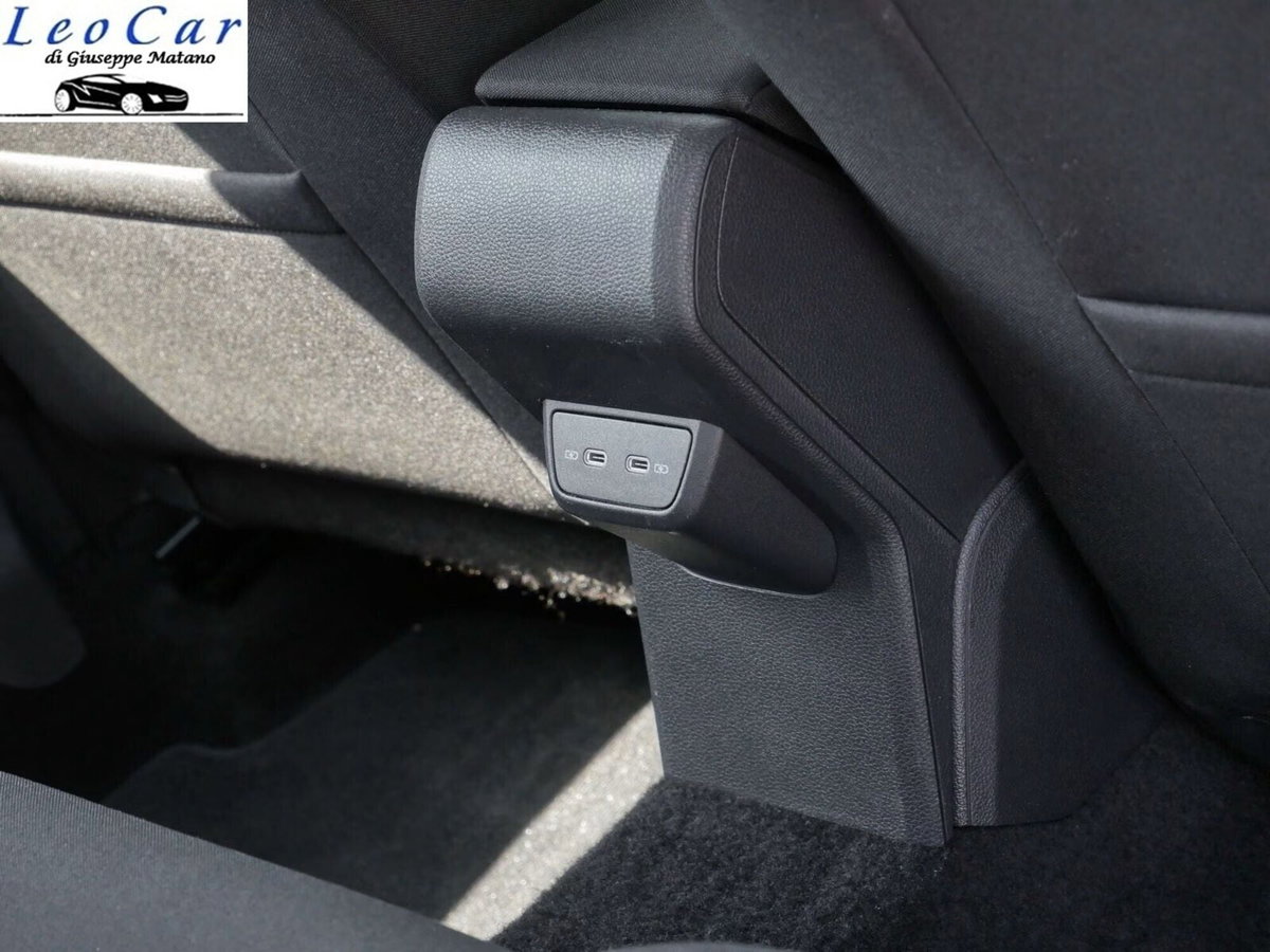 Volkswagen Polo 1.0 TGI 5p. Life (19)