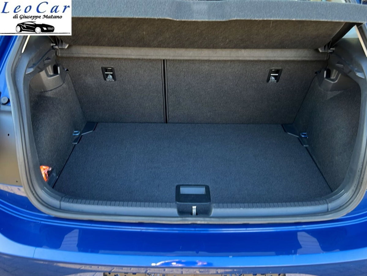 Volkswagen Polo 1.0 TGI 5p. Life (11)