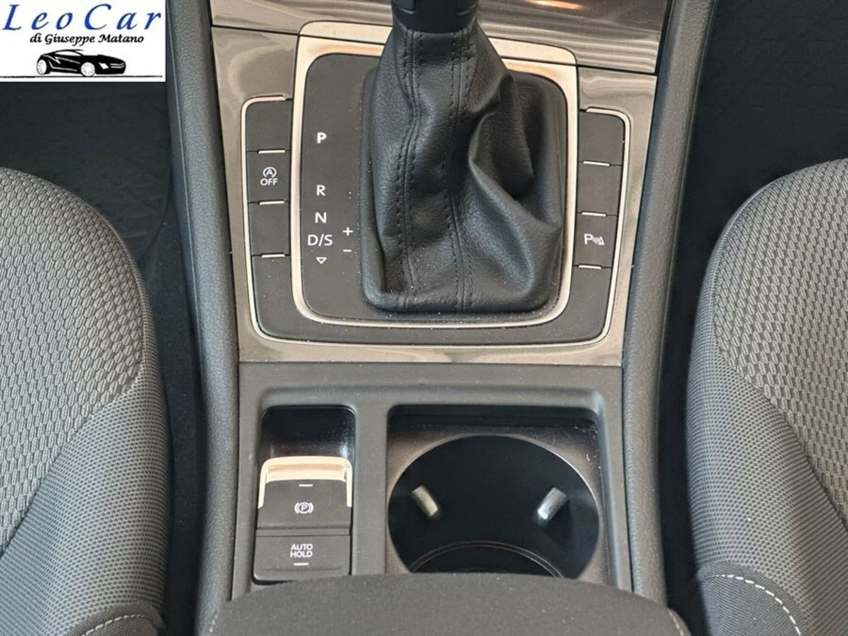 Volkswagen Golf Variant 1.5 TGI DSG 5p. Business BlueMotione Tech. (8)
