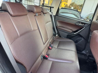 Subaru Forester 2.0i Style (11)