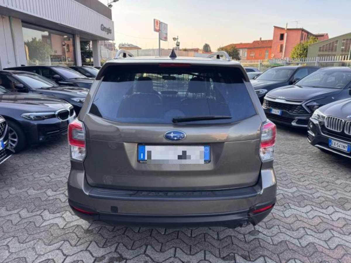 Subaru Forester 2.0i Style (6)