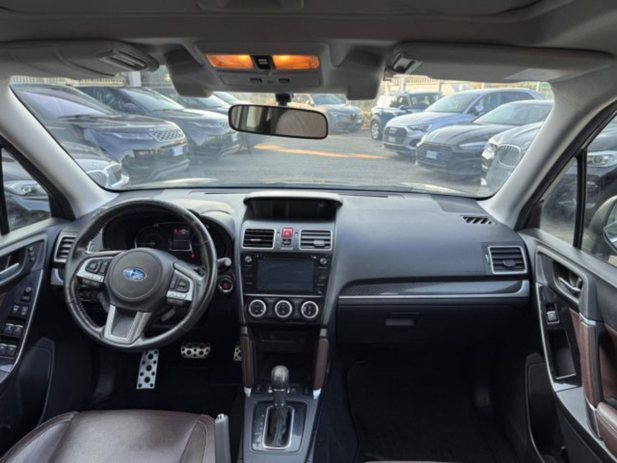 Subaru Forester 2.0i Style (9)