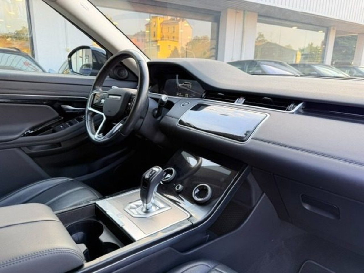 Land Rover Range Rover Evoque 1.5 I3 PHEV 300 CV AWD Auto (13)