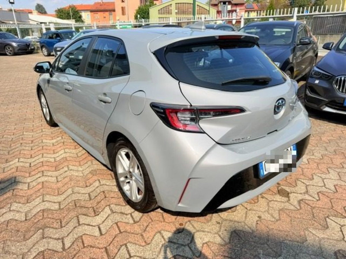 Toyota Corolla 1.8 Hybrid Active (4)