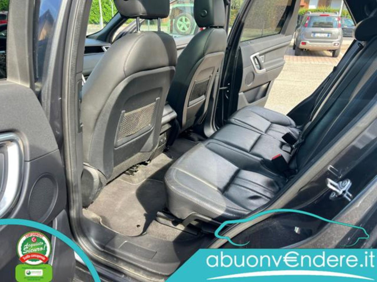 Land Rover Discovery Sport 2.0 TD4 180 CV HSE (13)