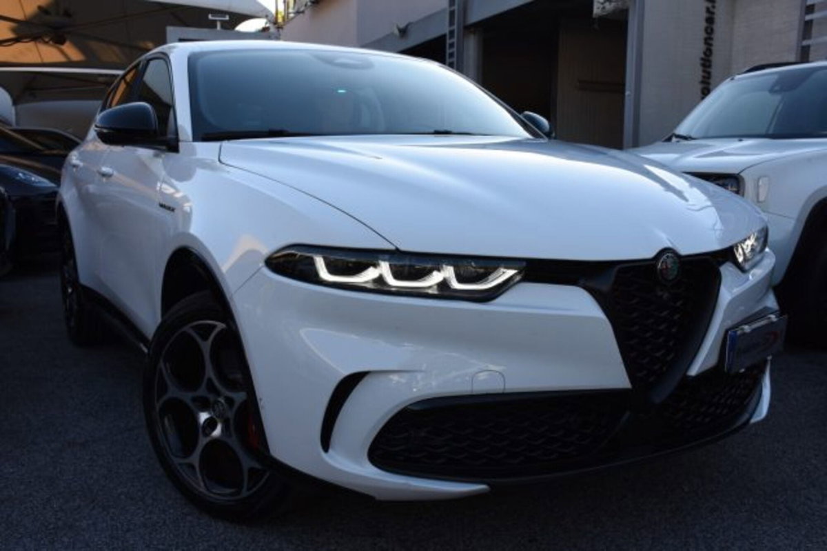 Alfa Romeo Tonale 1.3 phev Veloce Q4 280cv at6 (2)