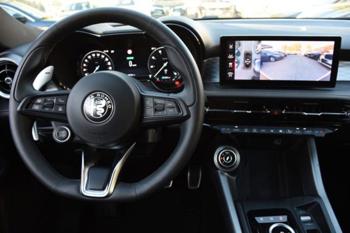 Alfa Romeo Tonale 1.3 phev Veloce Q4 280cv at6 (9)