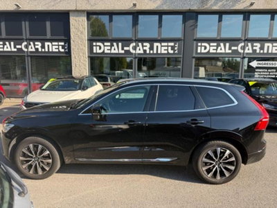 Volvo XC60 B4 (d) AWD automatico Plus Bright (2)