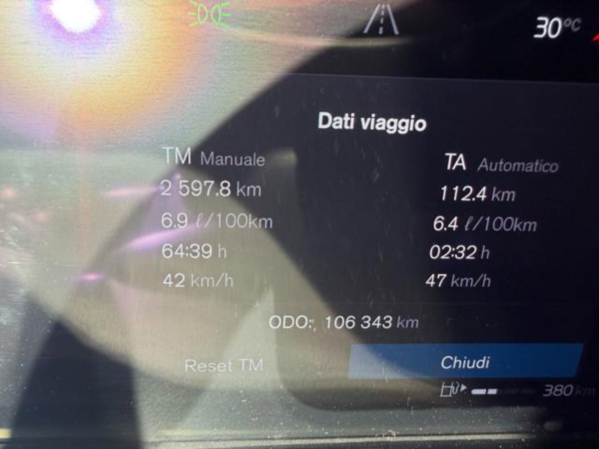 Volvo XC60 B4 (d) AWD automatico Plus Bright (7)