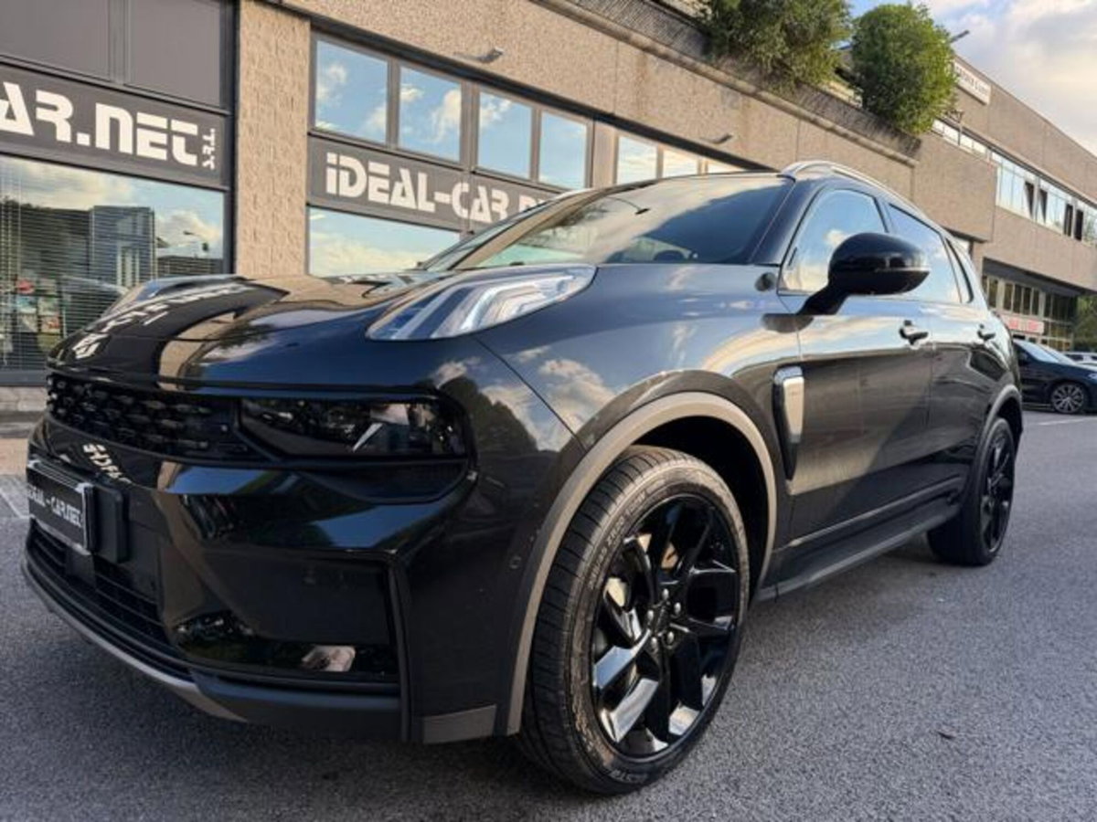 Lynk & Co 01 01 1.5 td phev