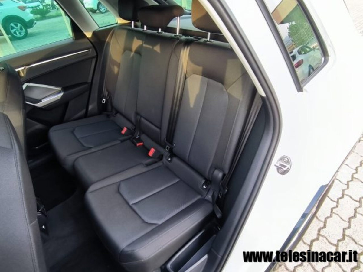 Audi Q3 35 TDI quattro S tronic Business Advanced (15)