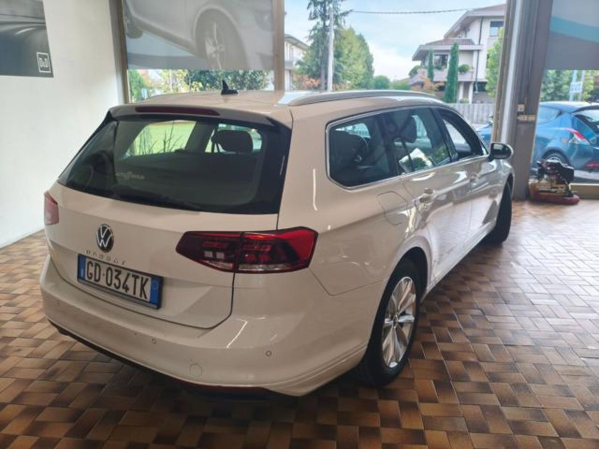 Volkswagen Passat Variant 2.0 TDI Comfortline BlueMotion Technology (4)