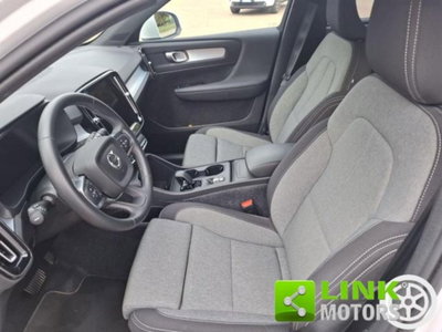 Volvo XC40 B3 automatico Essential (18)