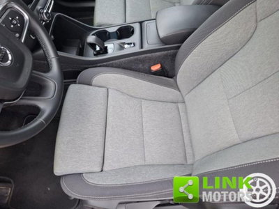 Volvo XC40 B3 automatico Essential (6)
