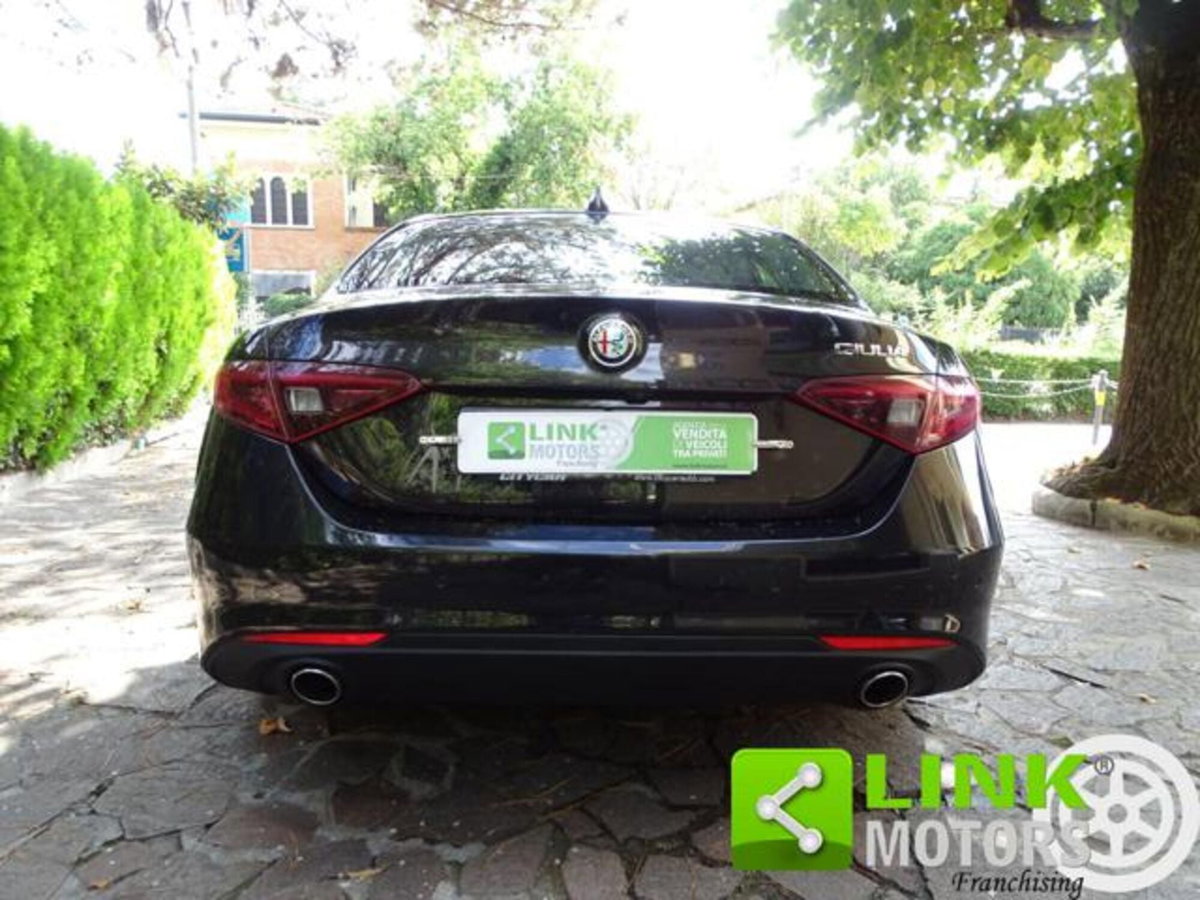 Alfa Romeo Giulia 2.2 Turbodiesel 180 CV AT8 Super (15)