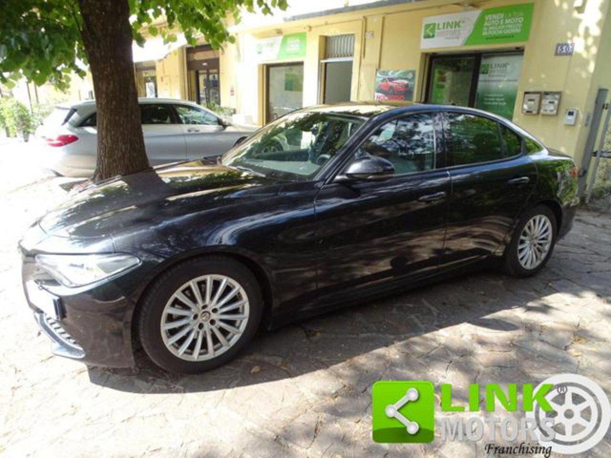 Alfa Romeo Giulia 2.2 Turbodiesel 180 CV AT8 Super (3)
