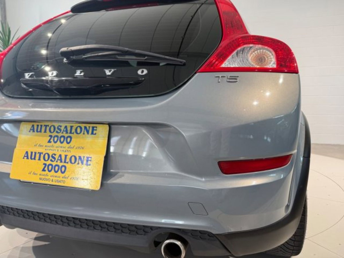Volvo C30 T5 Geartronic Summum (10)