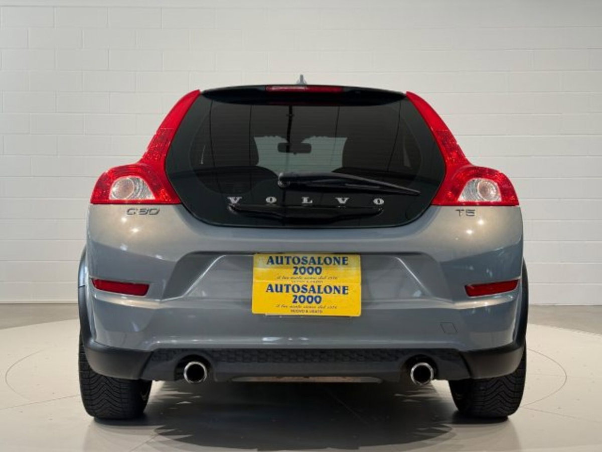 Volvo C30 T5 Geartronic Summum (4)