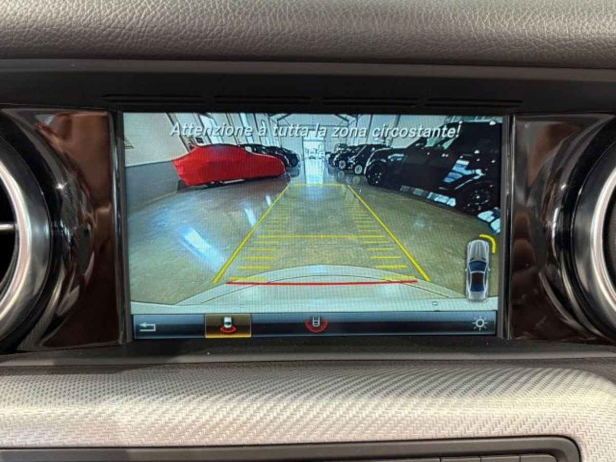 Mercedes-Benz SLC 250 d Premium (14)