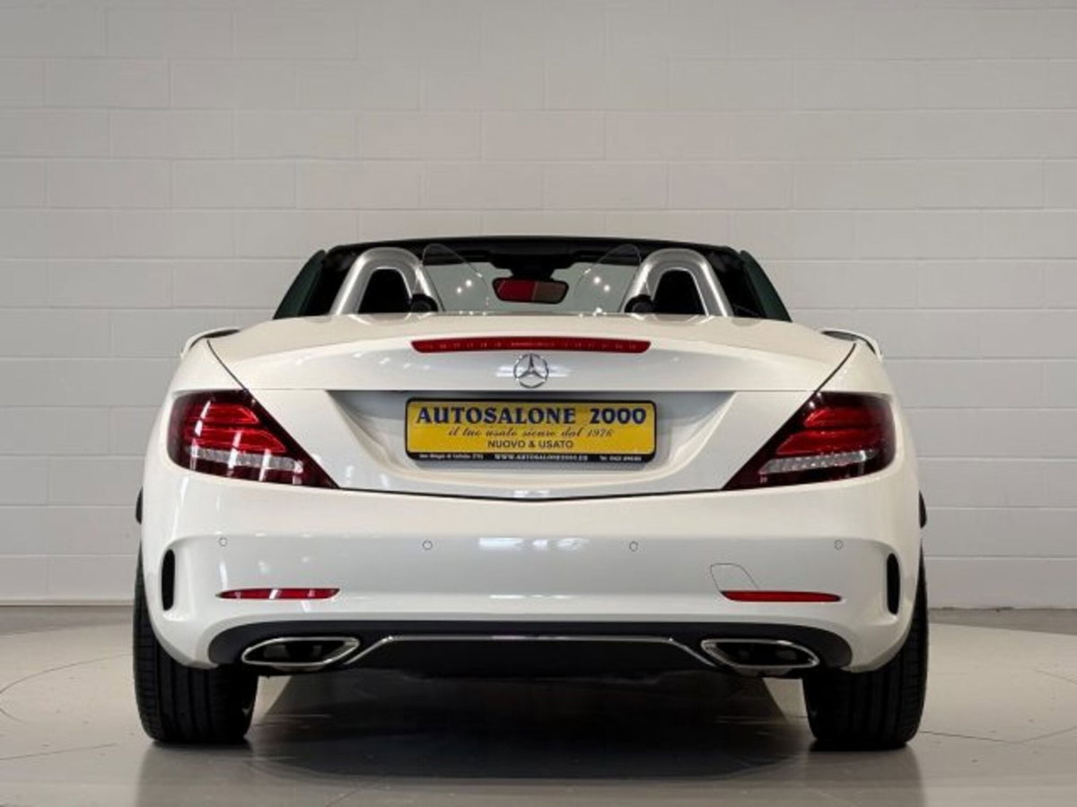 Mercedes-Benz SLC 250 d Premium (5)