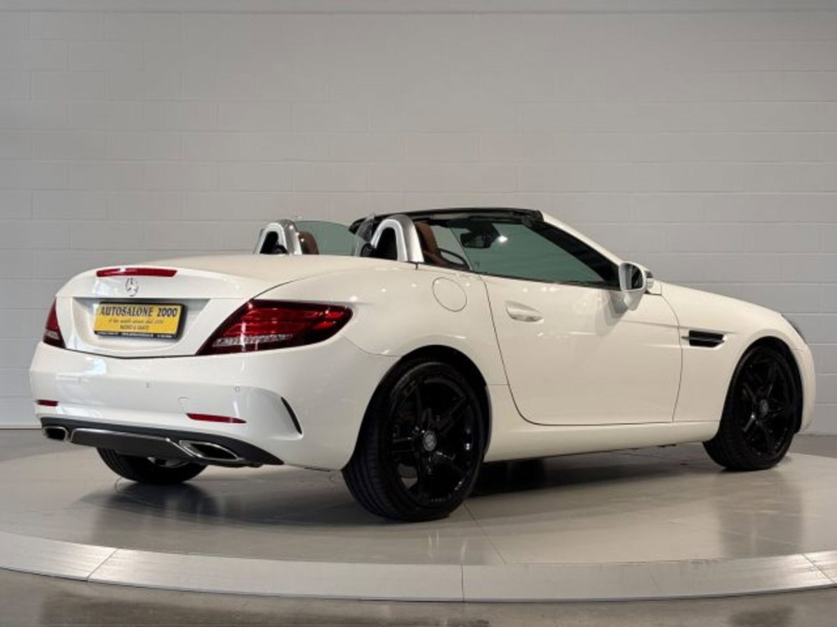Mercedes-Benz SLC 250 d Premium (6)