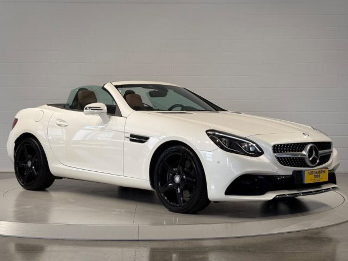 Mercedes-Benz SLC 250 d Premium (8)